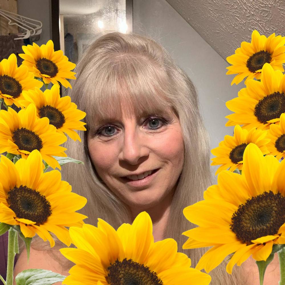 Meet your Posher, Christine Poe